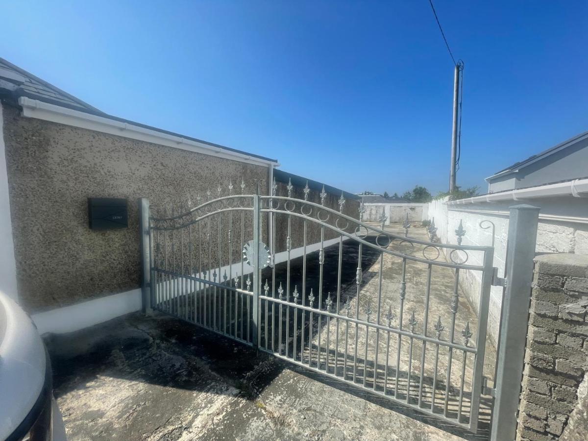 Mcbride'S Bungalow, Chapel Road Dungloe Donegal Town Dış mekan fotoğraf